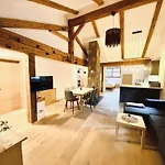 Steinergut Apartment *