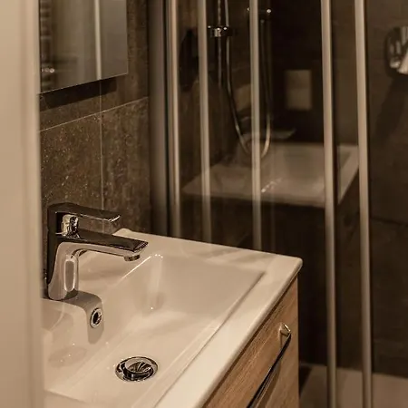 Steinergut Apartment